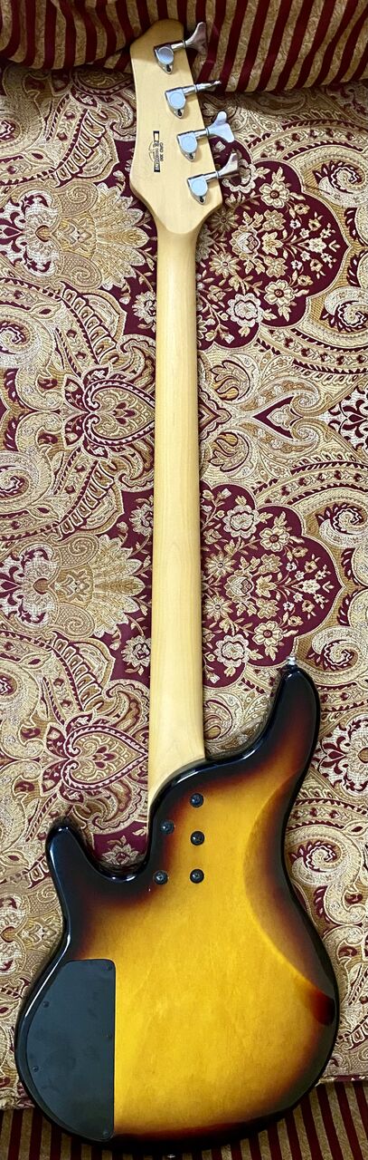 Riyadh, Musical Instruments, SAR 800,  Bass Guitar Ibanez RoadGear Made Indonesia