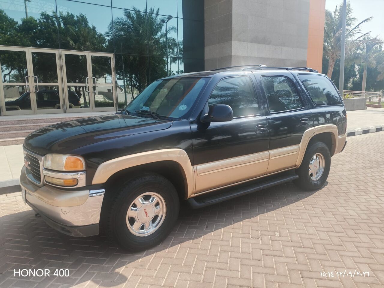 Jeddah, Vehicles, Cars & Trucks , SAR 16000,  Gmc Yukon,  2002,  Automatic,  400000 KM,   Short Body Second Owner