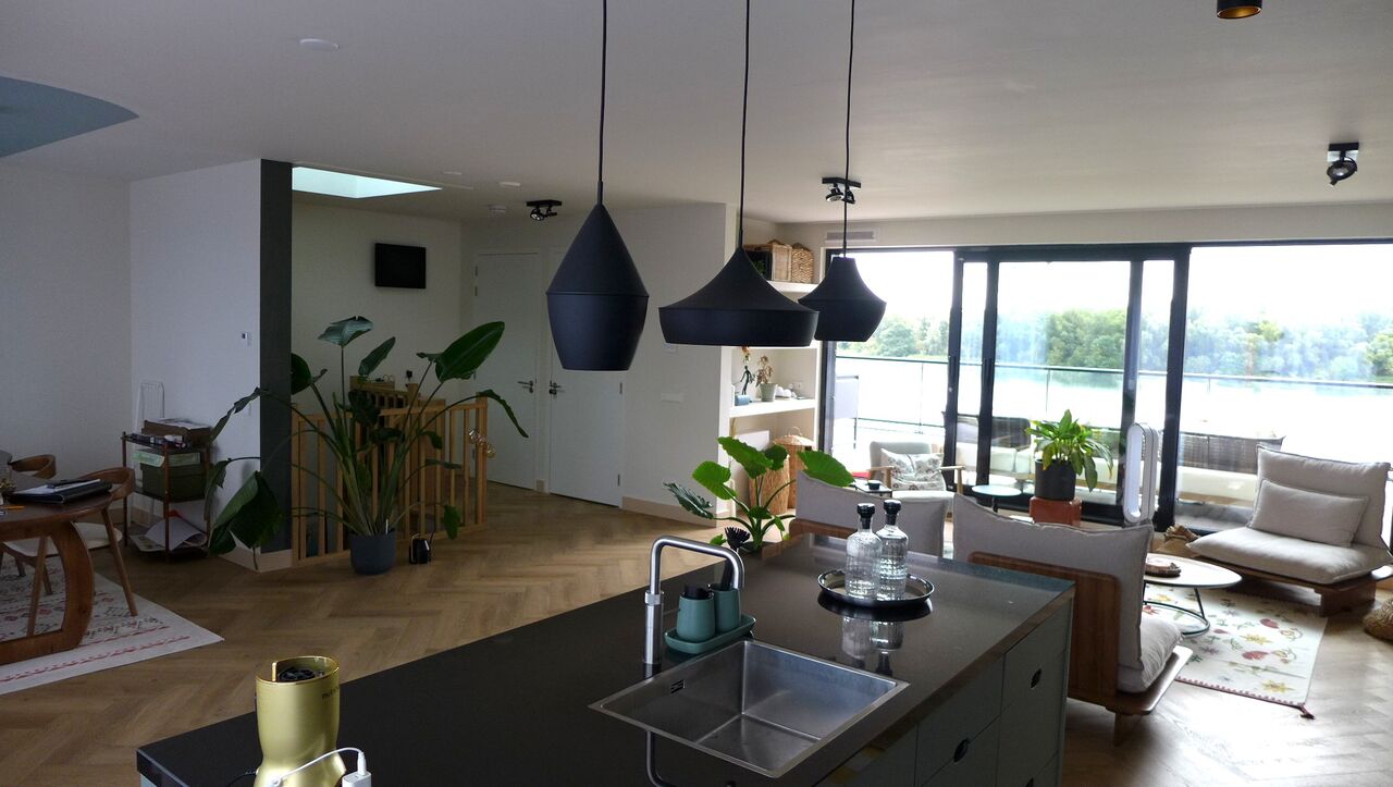 Amsterdam, Apartments, Flats, Houses & Villas, EUR 3450/month,  Furnished,  2 BR,  123 Sq. Meter,  For Rent A Beautiful Penthouse With Large Roofterrace