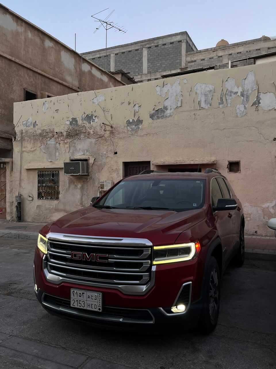 Dammam, Vehicles, Cars & Trucks , SAR 63000,  Gmc Acadia,  2022,  Automatic,  184000 KM,