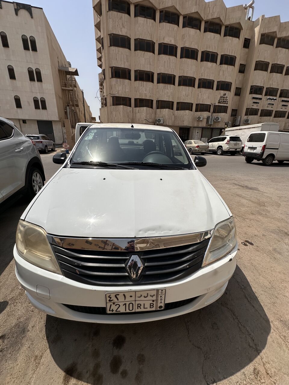 Al Malaz, Vehicles, Cars & Trucks , SAR 5000,  Renault Logan 2012,  2012,  Manual,  271000 KM,  ,