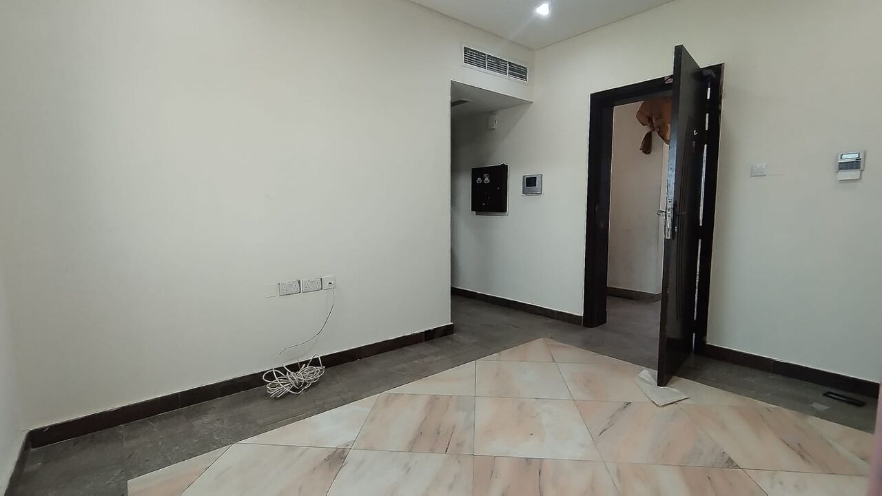 Hidd, Apartments, Flats, Houses & Villas, BHD 150/year,  1 BR,  Hidd:- Rooftop Studio Flat On Rent With Unlimited Ewa & Central Ac..