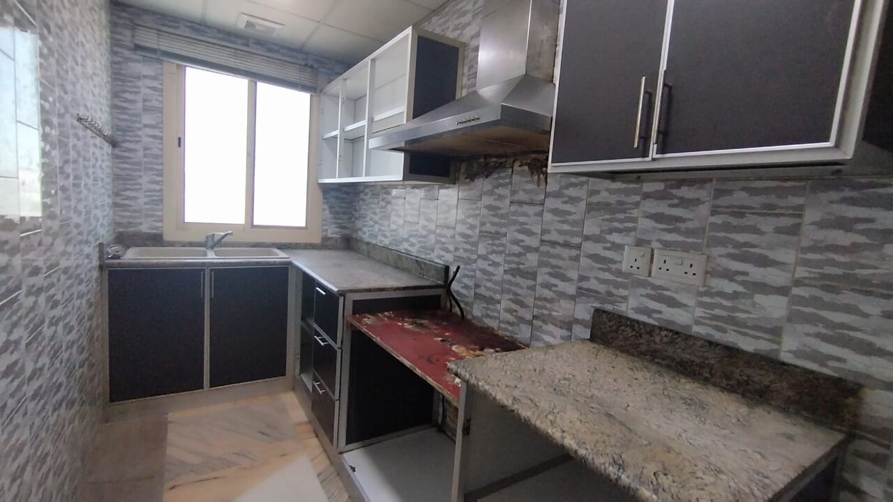Hidd, Apartments, Flats, Houses & Villas, BHD 150/year,  1 BR,  Hidd:- Rooftop Studio Flat On Rent With Unlimited Ewa & Central Ac..
