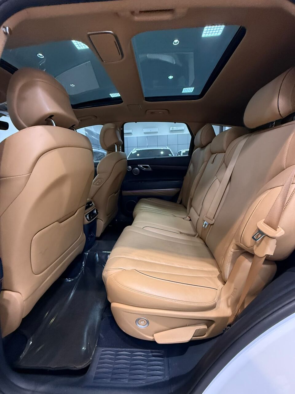 Manama, Vehicles, Cars & Trucks , BHD 14950,  Genesis GV80,  2021,  Automatic,  107000 KM,   /  (White)