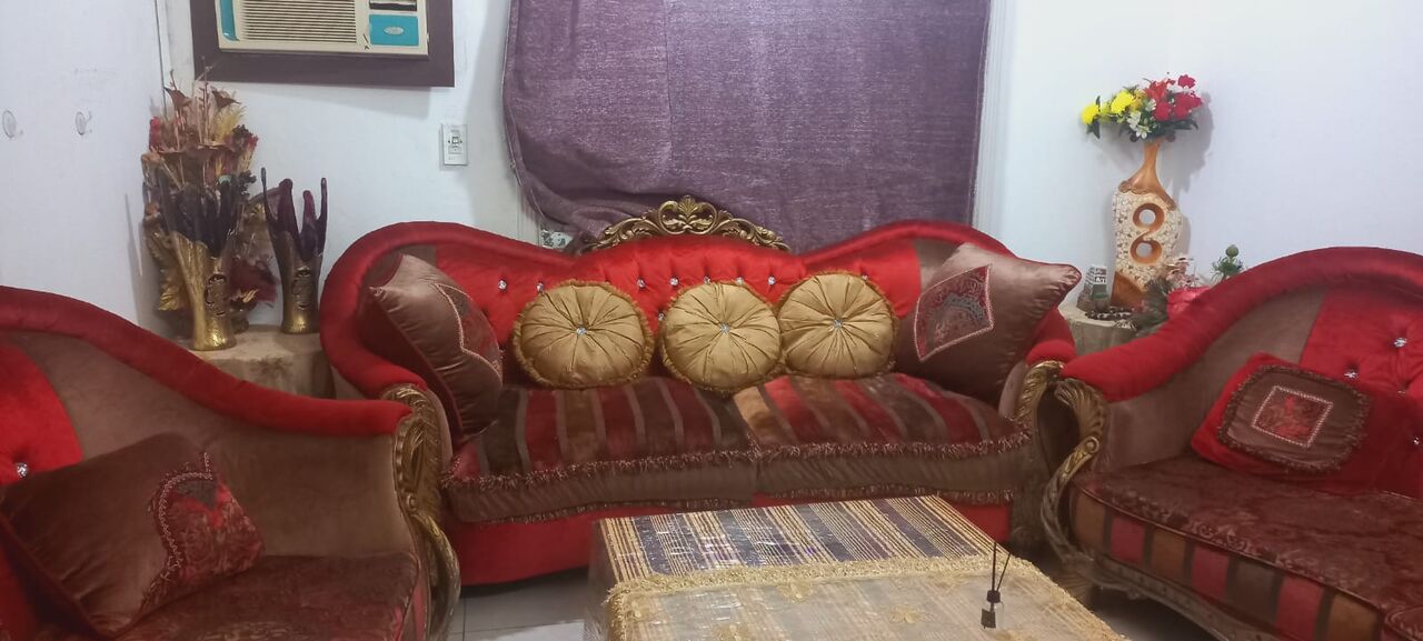 Mushrefah, Furniture, SAR 650,  Sofa In Good Condition Available For Sale