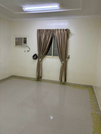 Jubail, Apartments, Flats, Houses & Villas, SAR 3000/month,  3 BR,  3BHK Semi-Furnished Flat Available For Rent In Khaldiya