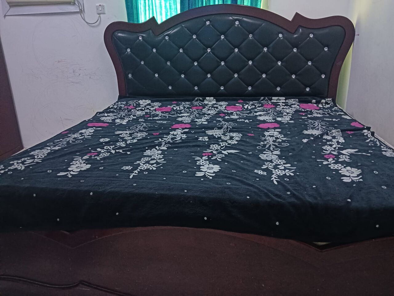 Muharraq, Furniture, BHD 70,  Bed And Mattress  Good Condition  35bd