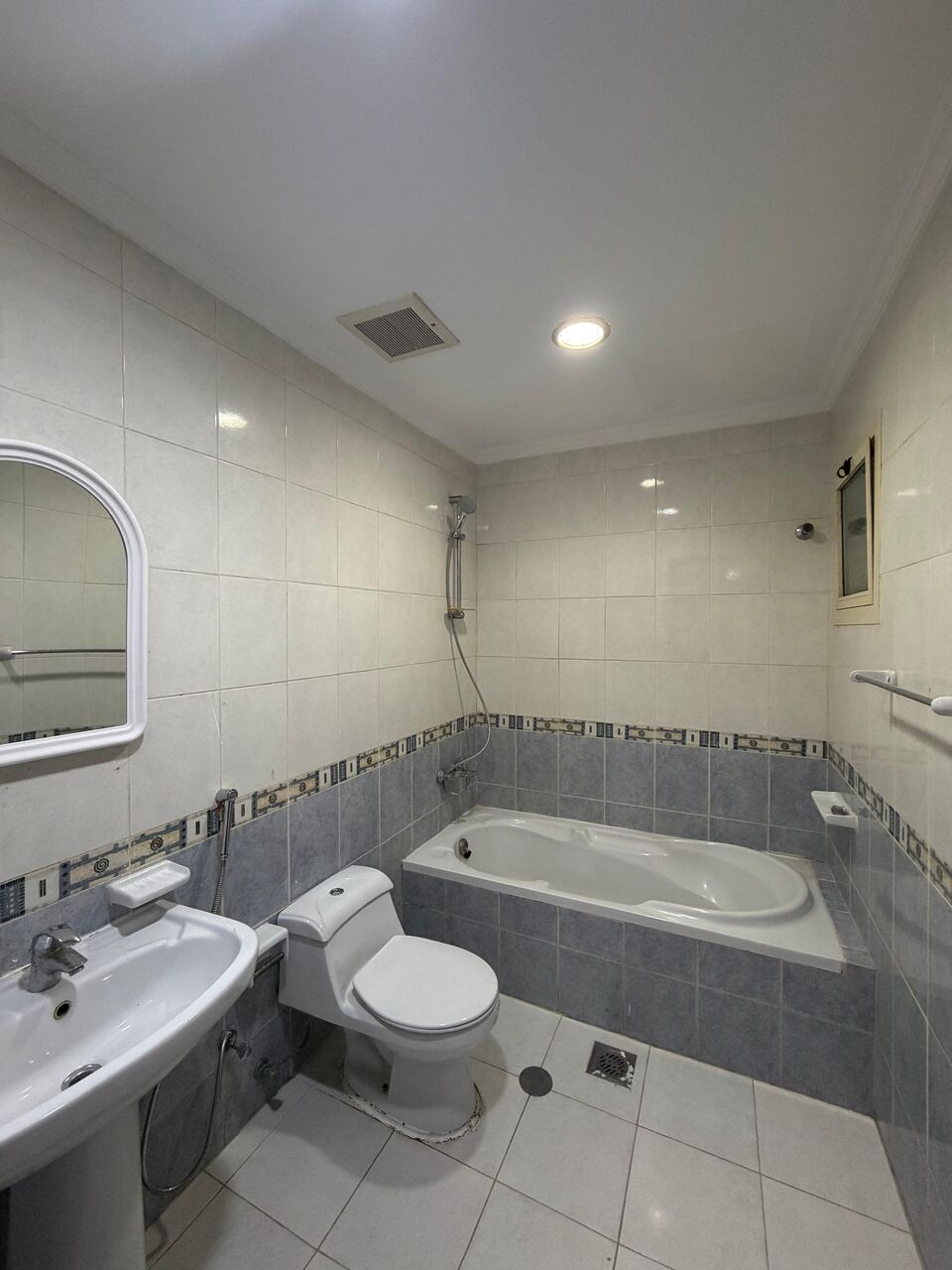 Khobar, Apartments, Flats, Houses & Villas, SAR 37500/year,  3 BR,  Family Apartment For Rent 213/112