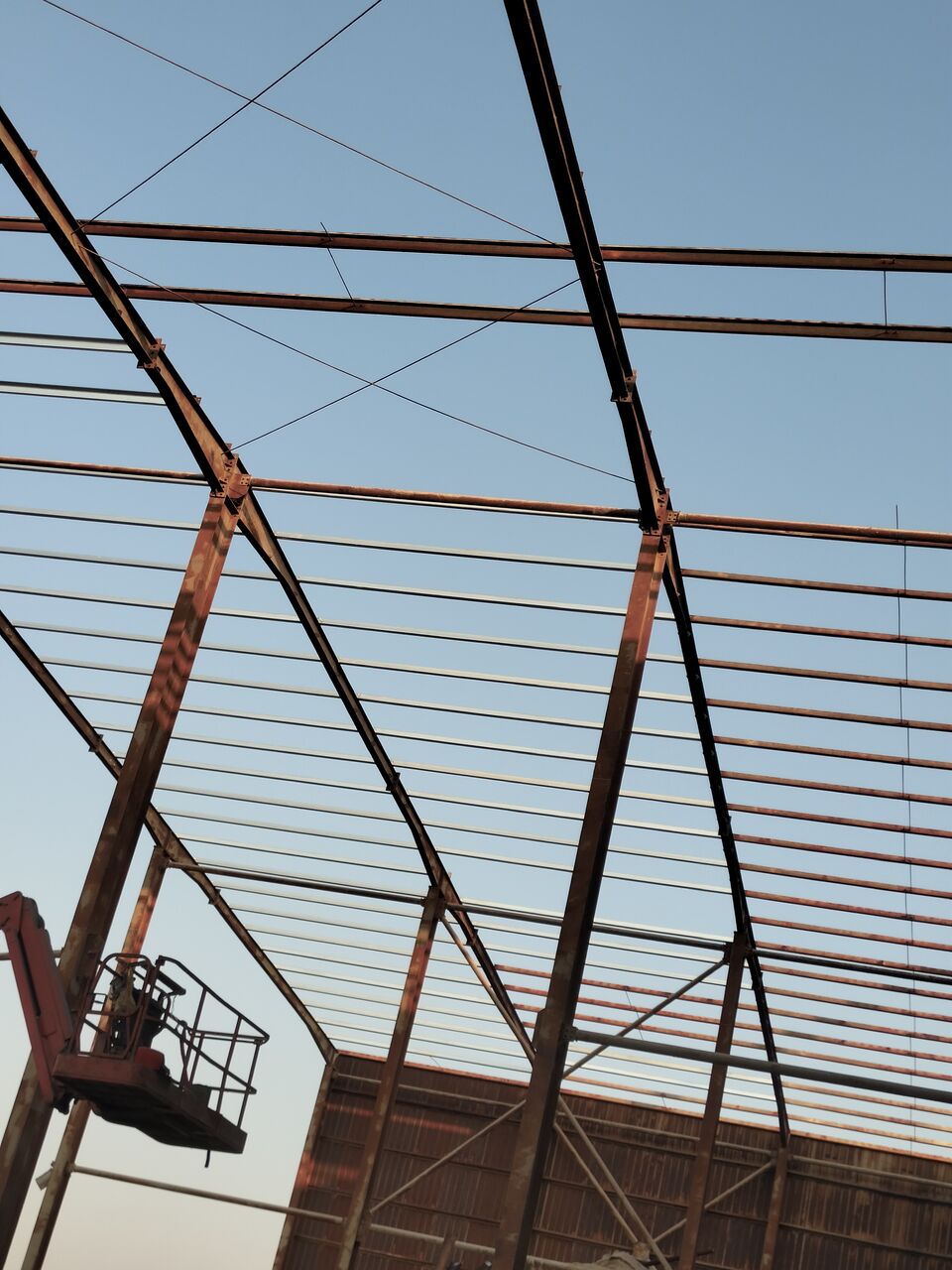 Yanbu, Job Seekers, Metal Sheet Installation And Old Sheet Maintenance Work