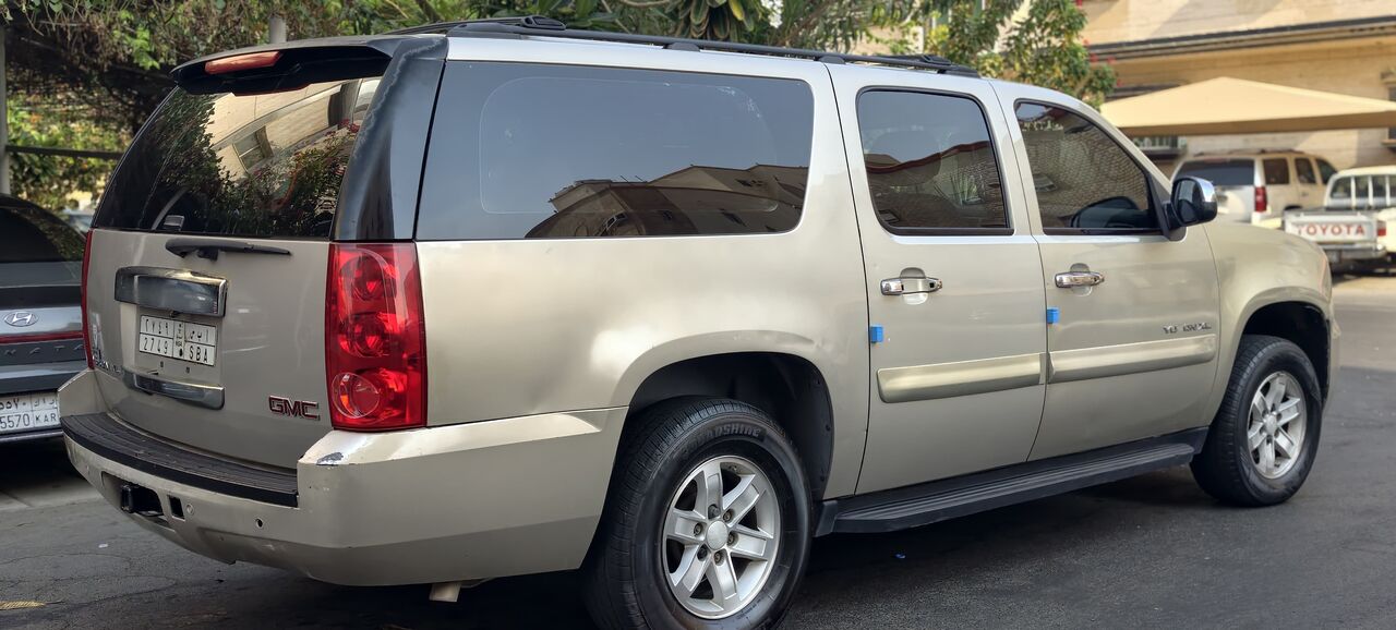 Jeddah, Vehicles, Cars & Trucks , SAR 19000,  Gmc Yukon XL,  2007,  Automatic,  267 KM,   For Sale
