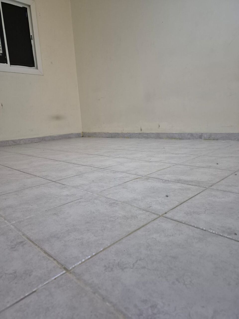 Jeddah, Rooms for Rent, SAR 700/month,  ROOM FOR RENT For Executive Bachlaor