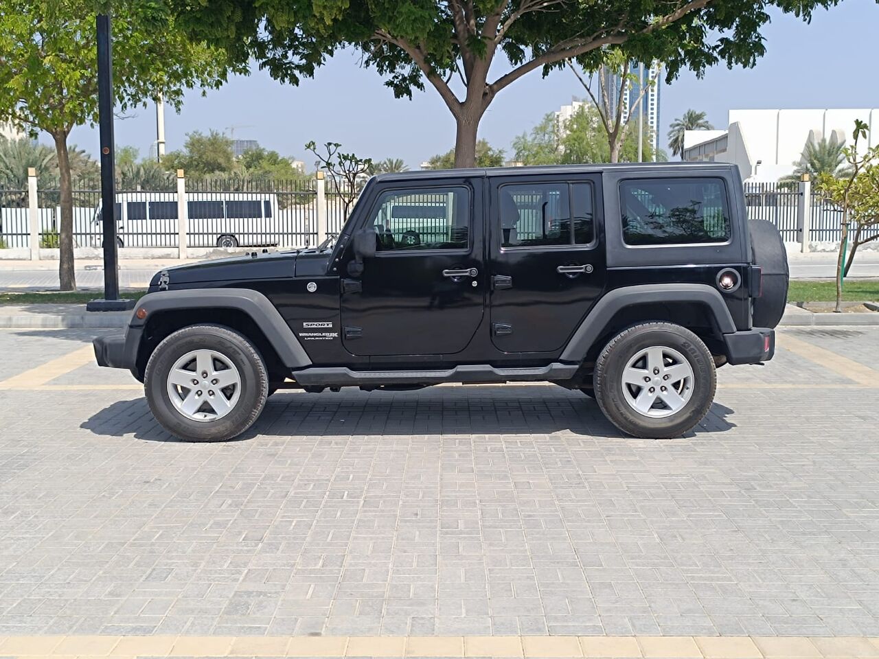 Muharraq, Vehicles, Cars & Trucks , BHD 6600,  Jeep  Wrangler,  2018,  Automatic,  218000 KM,  Full Service Agency