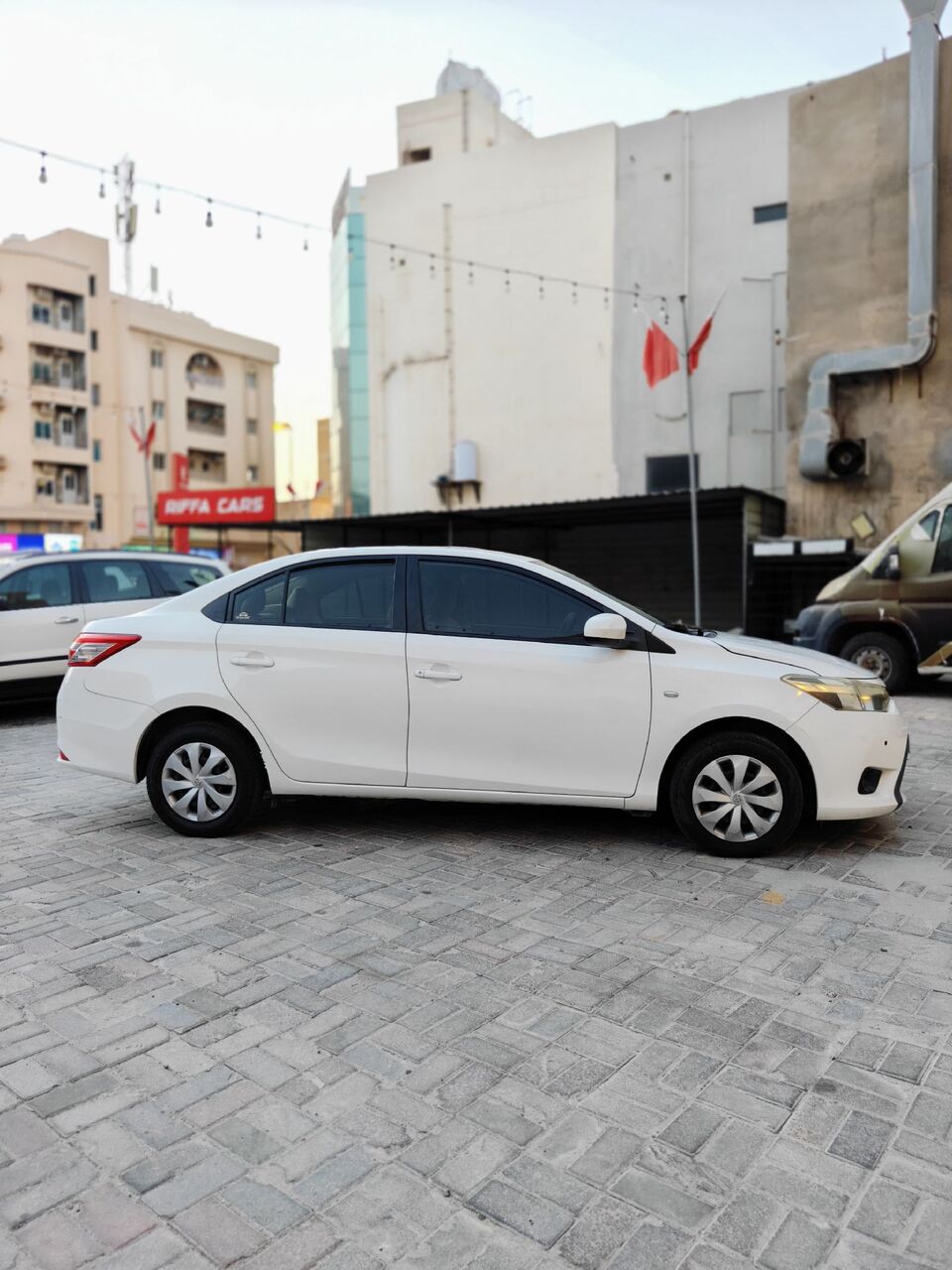 Manama, Vehicles, Cars & Trucks , BHD 2850,  Toyota Yaris,  2017,  Automatic,  200000 KM,    1.5 ENGINE