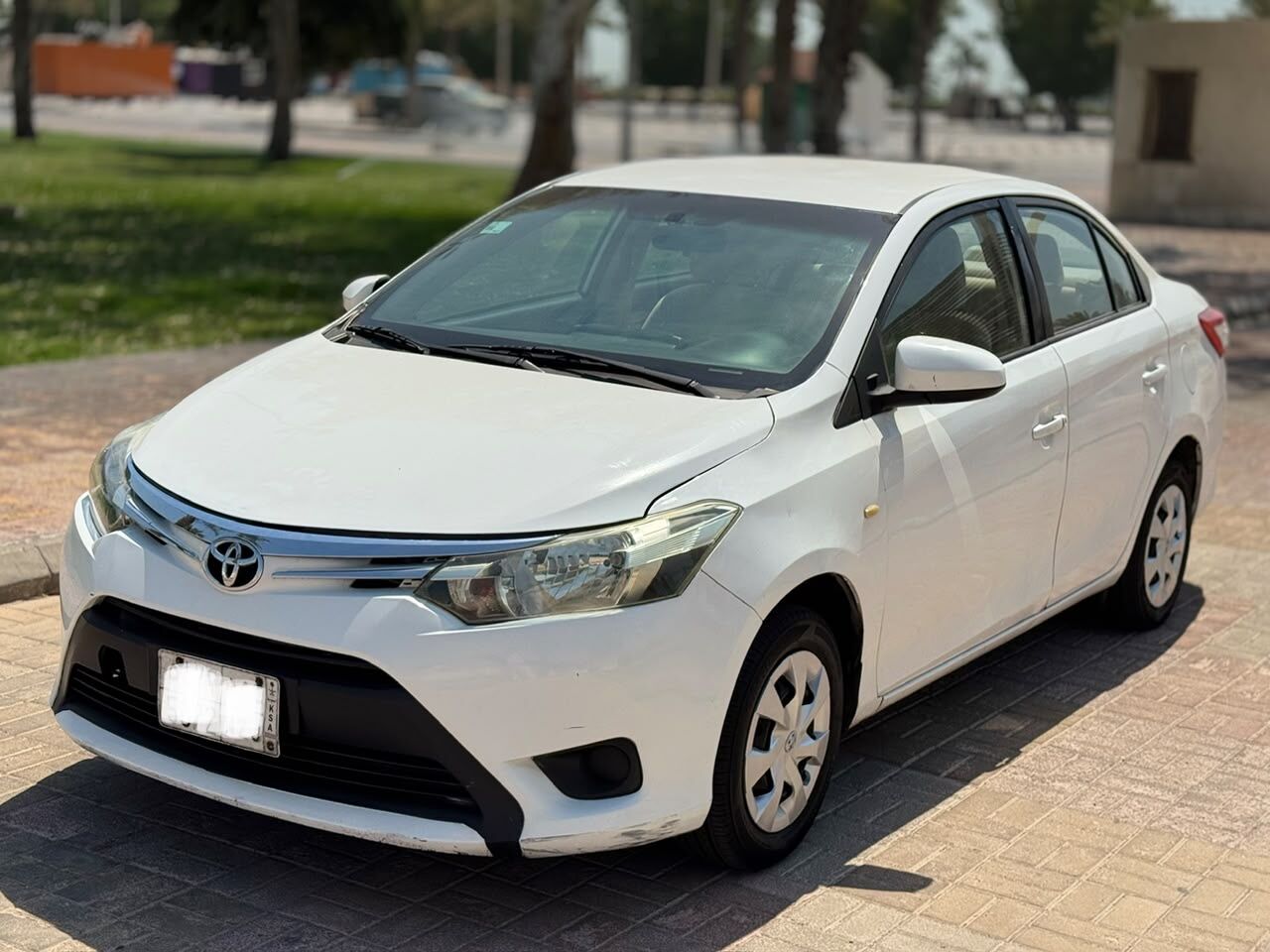 Dhahran, Vehicles, Cars & Trucks , SAR 18500,  2016,  2016,  Automatic,  330000 KM,  تويوتا  يارس جير يدوي السعر 18500