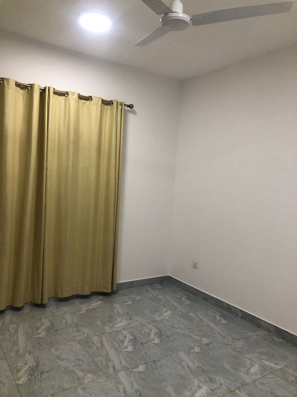 Gudaibiya, Apartments, Flats, Houses & Villas, BHD 250/month,  2 BR,  Flat For Rent