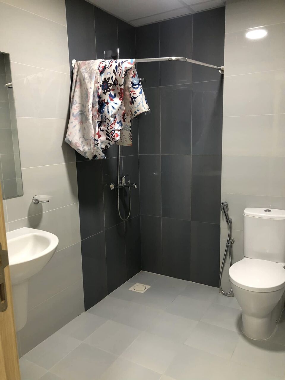 Gudaibiya, Apartments, Flats, Houses & Villas, BHD 250/month,  2 BR,  Flat For Rent