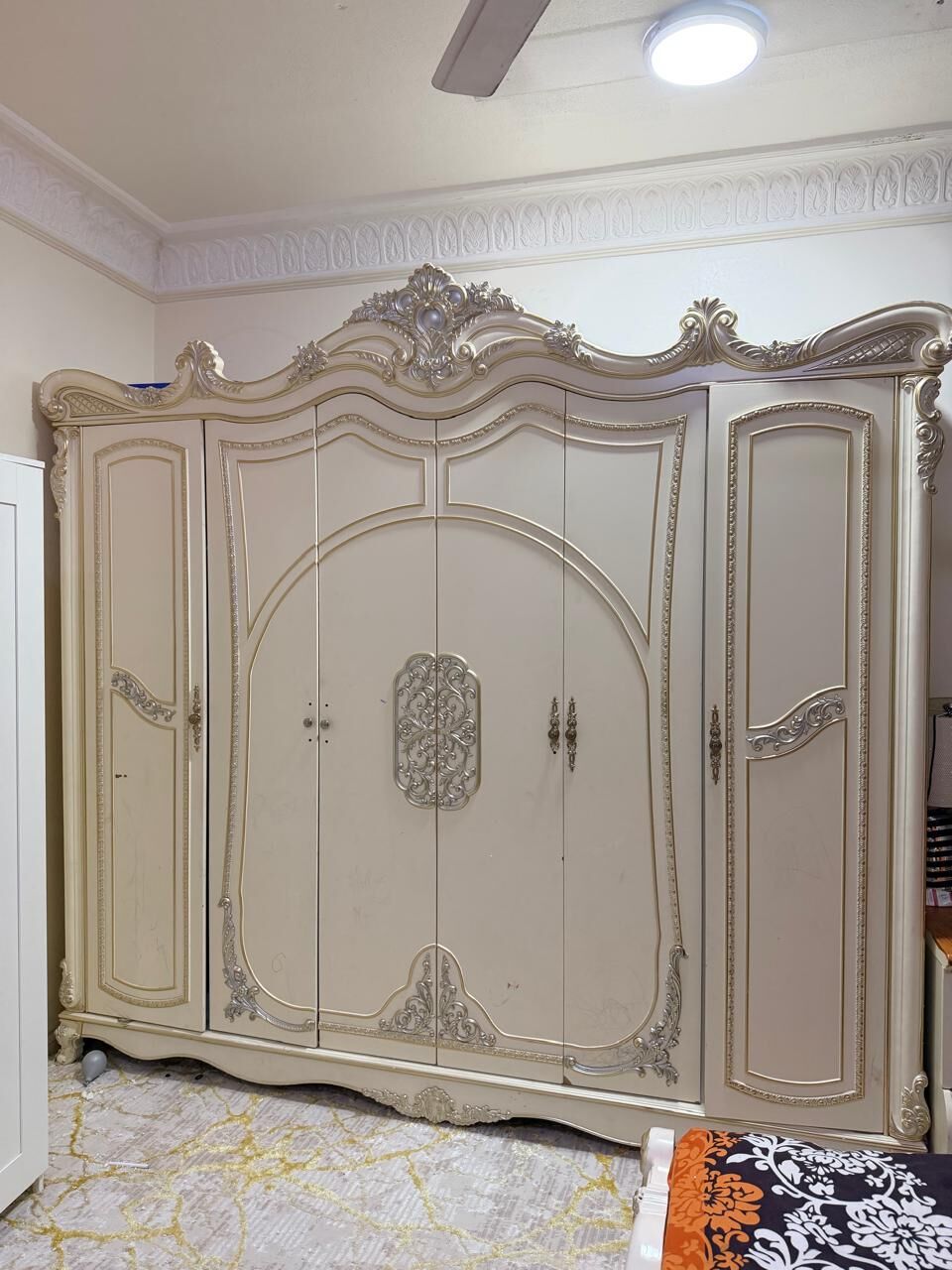 Al Jubail Al Balad, Furniture, SAR 1800,  King Size Bedset