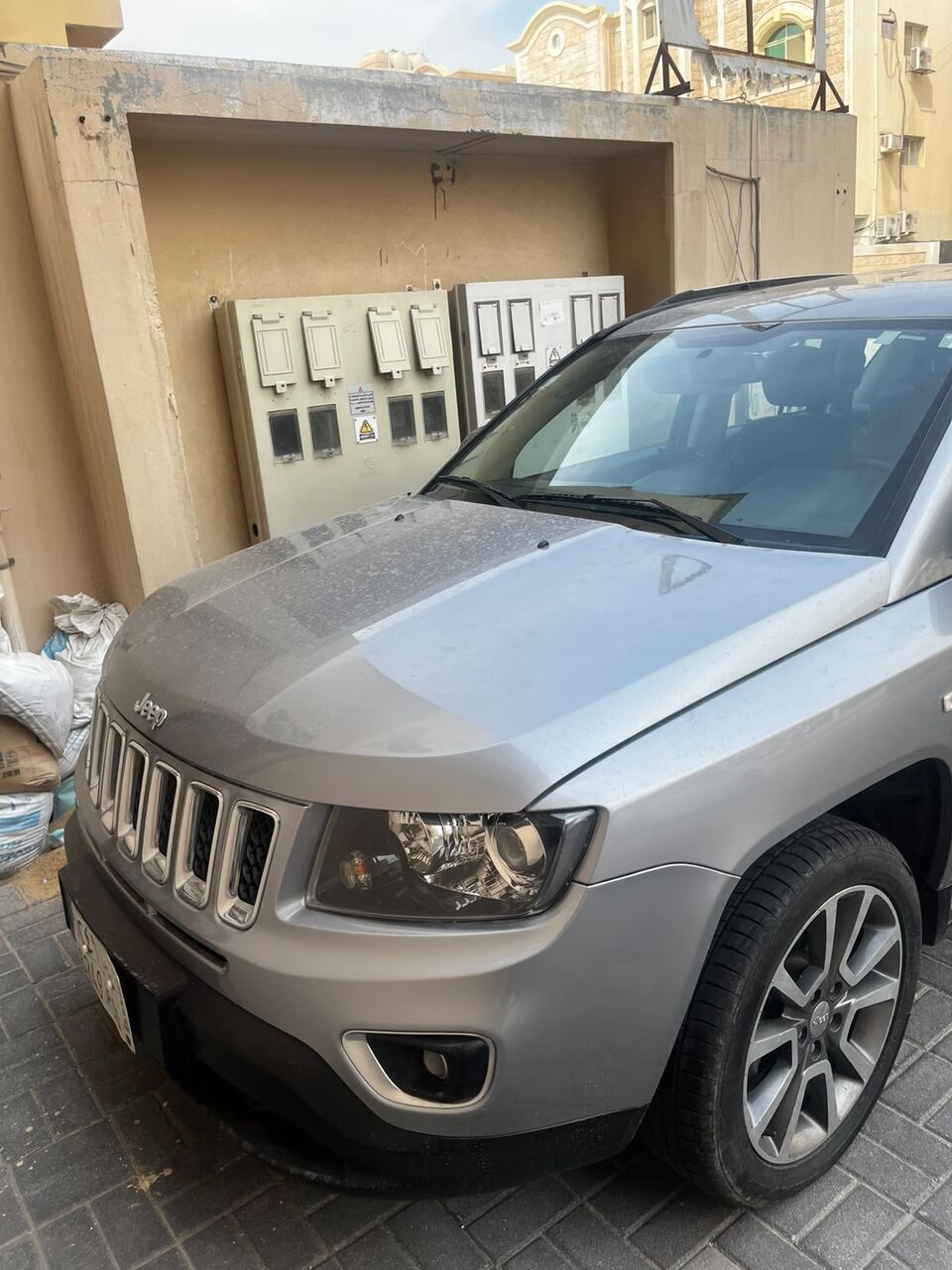 Dammam, Vehicles, Cars & Trucks , SAR 29000,  Jeep Compass,  2015,  Automatic,  145000 KM,   FOR SALE - 29000 FAMILY CAR - 4 WHEEL DRIVE