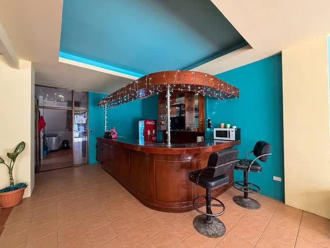 Bangkok, Real Estate For Sale, THB 22500000,  6 BR,  200 Sq. Meter,  16-Room Hotel With Elevator For Sale Near Jomtien Beach