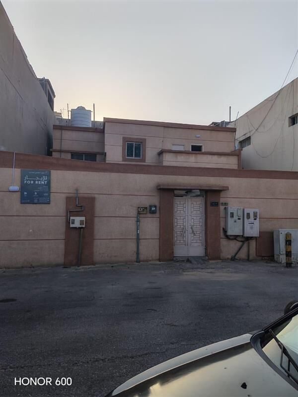 Jubail, Apartments, Flats, Houses & Villas, SAR 200000/year,  6 BR,  11 Room And 8 Toilet And 2 Big Kitchen. Full House For Company For Rent. Call 0536208052.