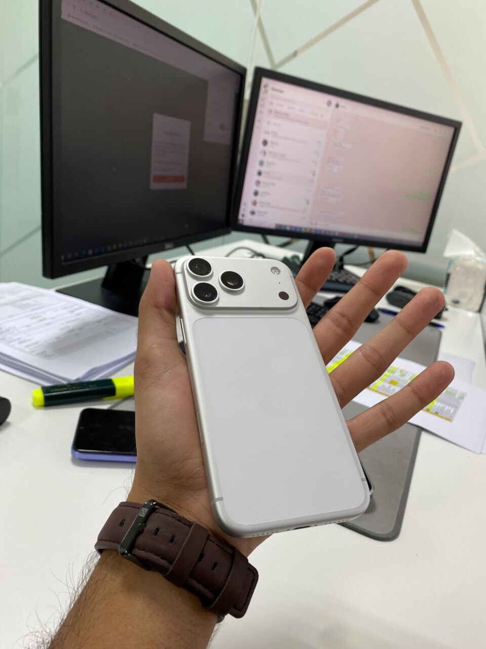 Al Dana, Electronics, SAR 4250,  Iphone 17 Pro Max Silver 256 GB