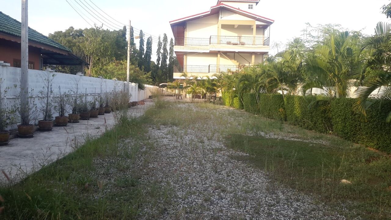 Bangkok, Real Estate For Sale, THB 16500000,  1212 Sq. Meter,  Discounted 24 Room Property Sale Huay Yai Pattaya