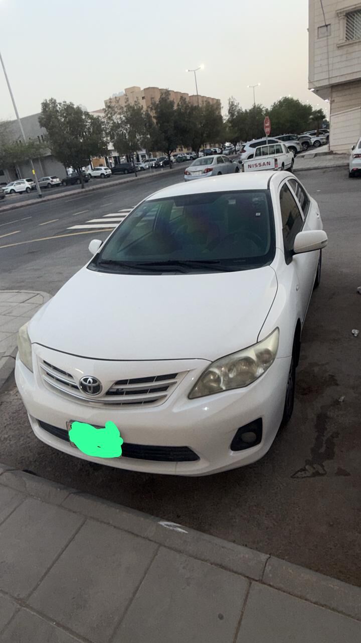 Riyadh, Vehicles, Cars & Trucks , SAR 25000,  Toyota Corolla,  2013,  Automatic,  327213 KM,    Model, , SAR 25,000 (Negotiable)