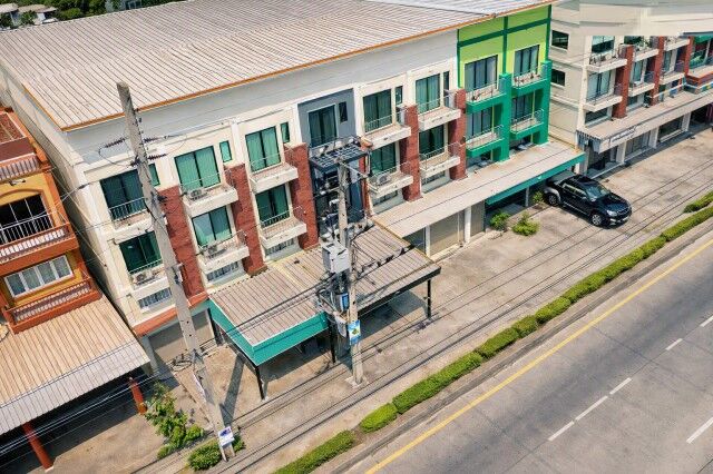 Bangkok, Villas, THB 12998,  45 Sq. Feet,  บางกรวย-ไทรน้อย บางบัวทอง อาคาร  4 ชั้
