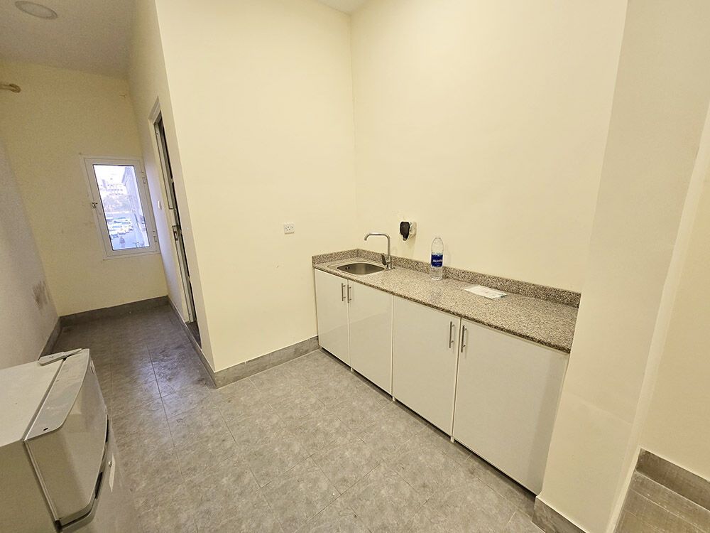 Manama, Apartments, Flats, Houses & Villas, BHD 150/month,  1 BR,  Studio Flat With EWA IN ONLY 150 BHD
