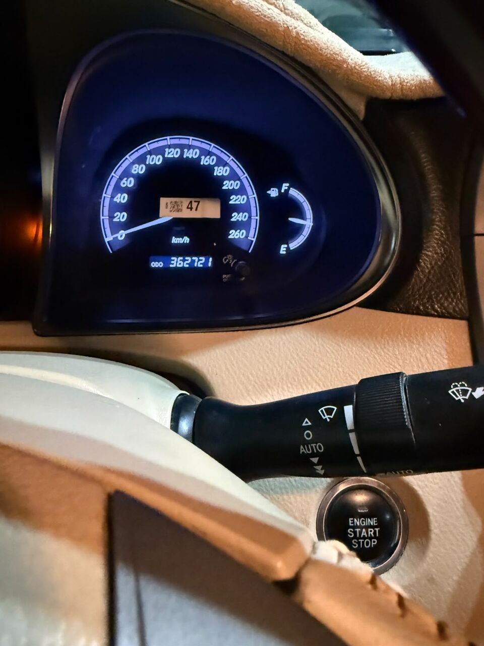 East Riffa, Vehicles, Cars & Trucks , BHD 3400,  Toyota Avalon,  2011,  Automatic,  360000 KM,    Limited