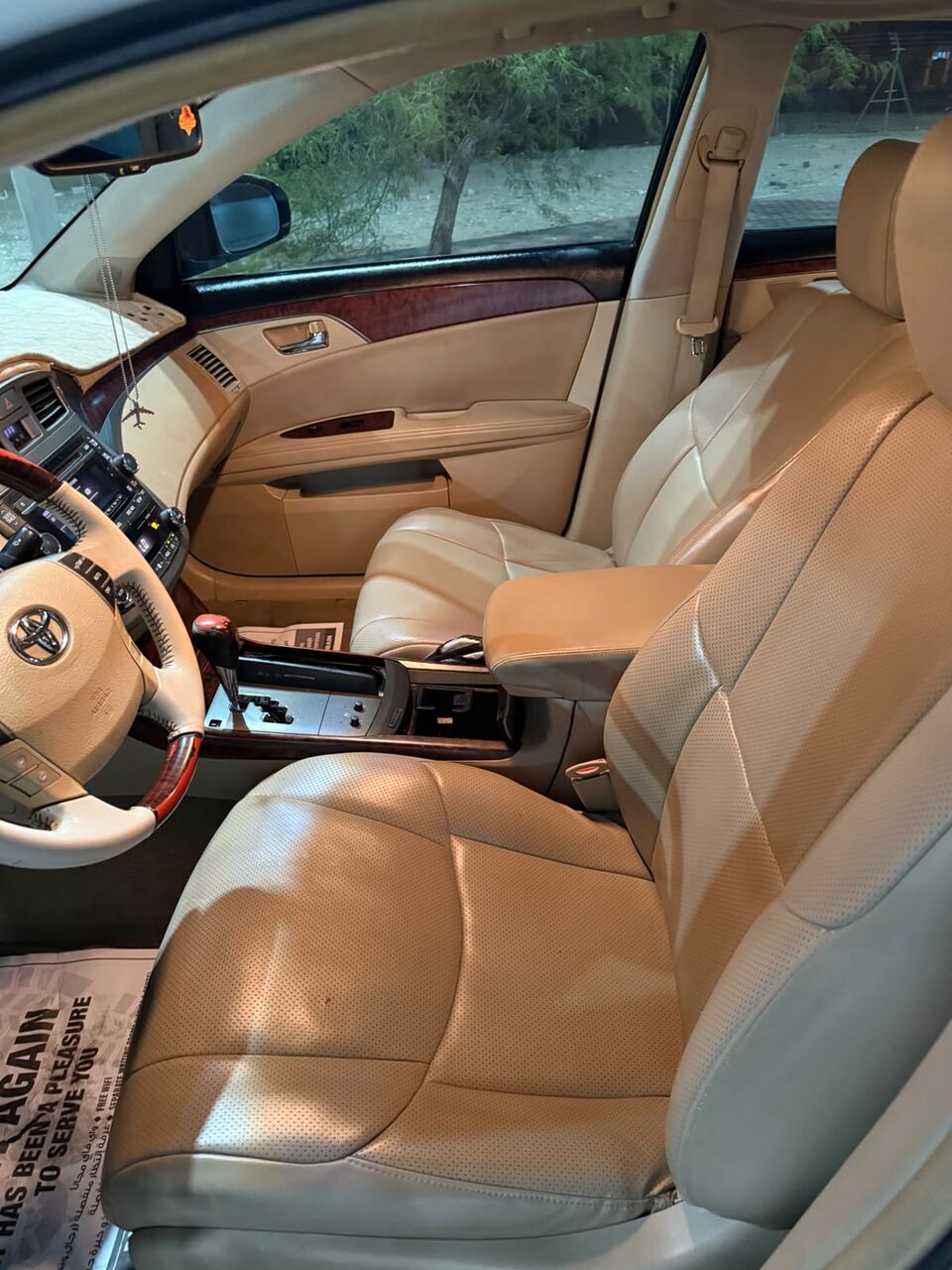 East Riffa, Vehicles, Cars & Trucks , BHD 3400,  Toyota Avalon,  2011,  Automatic,  360000 KM,    Limited
