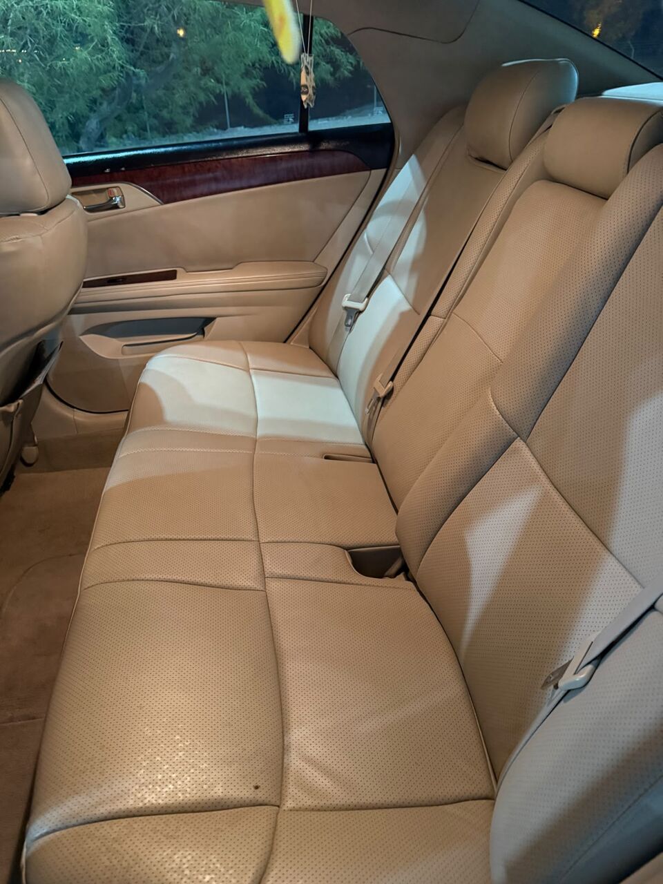 East Riffa, Vehicles, Cars & Trucks , BHD 3400,  Toyota Avalon,  2011,  Automatic,  360000 KM,    Limited