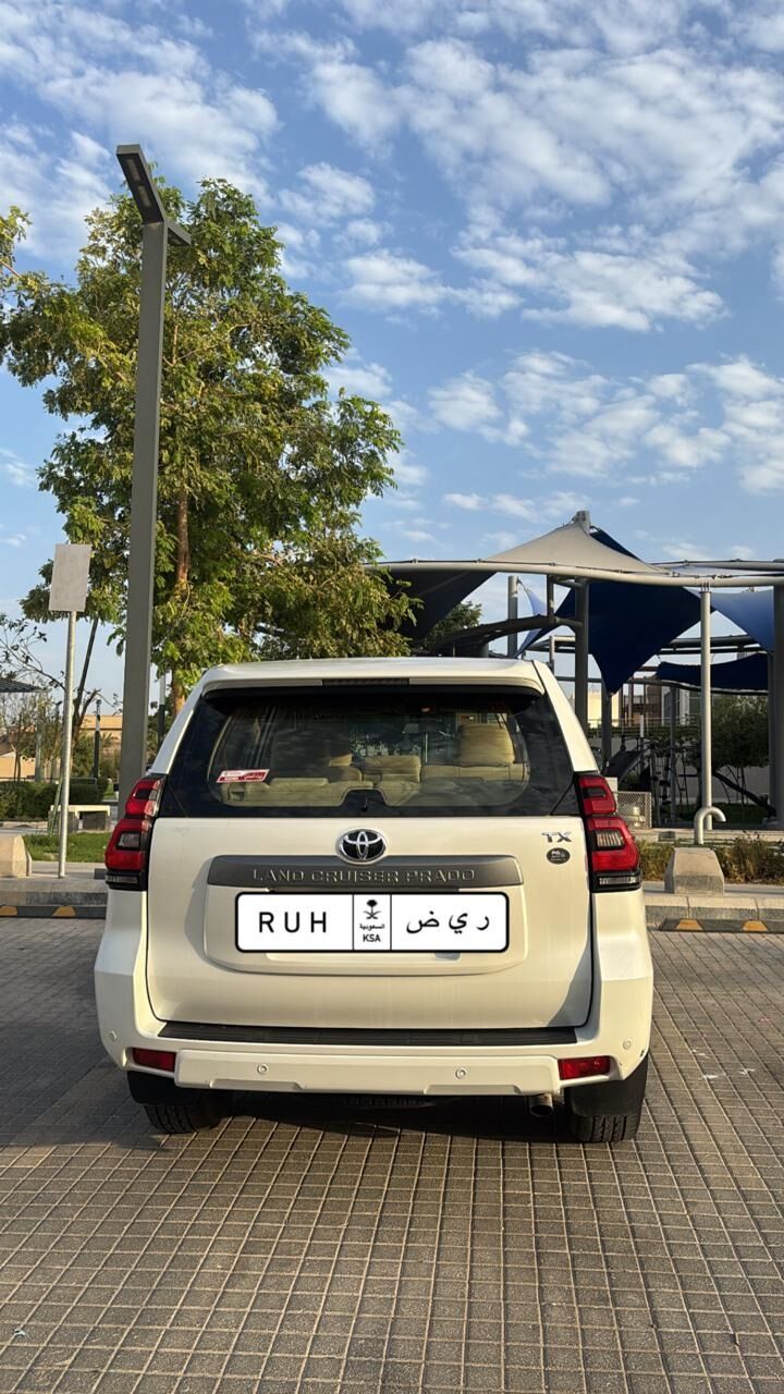 Khartoum, Vehicles, Cars & Trucks , SR 135000,  Toyota Prado,  2020,  Automatic,  161000 KM,