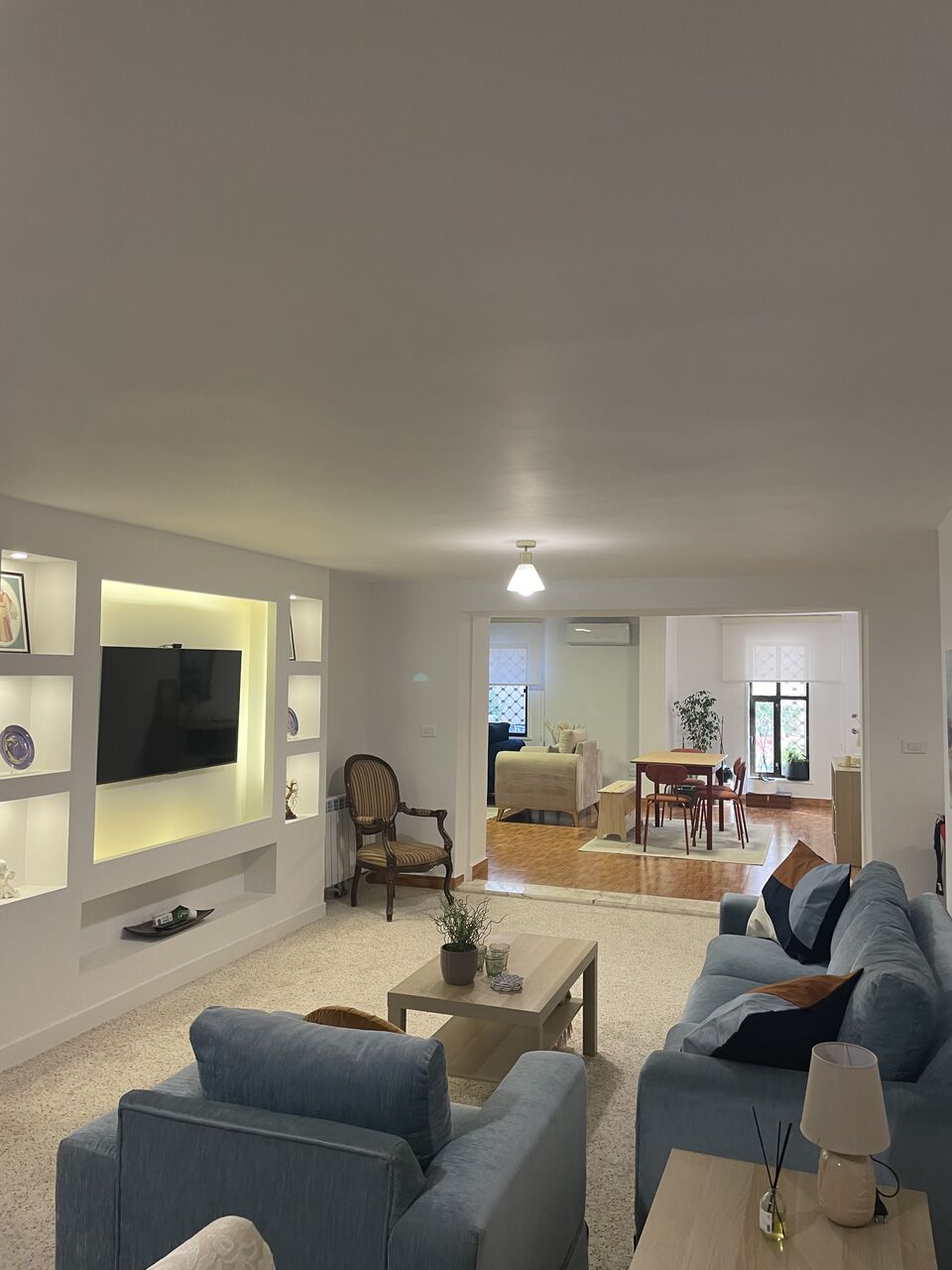 Amman, Apartments, Flats, Houses & Villas, JOD 1000/month,  2 BR,  Charming 2-Bedroom Apartment With Private Garden In Jabal Amman