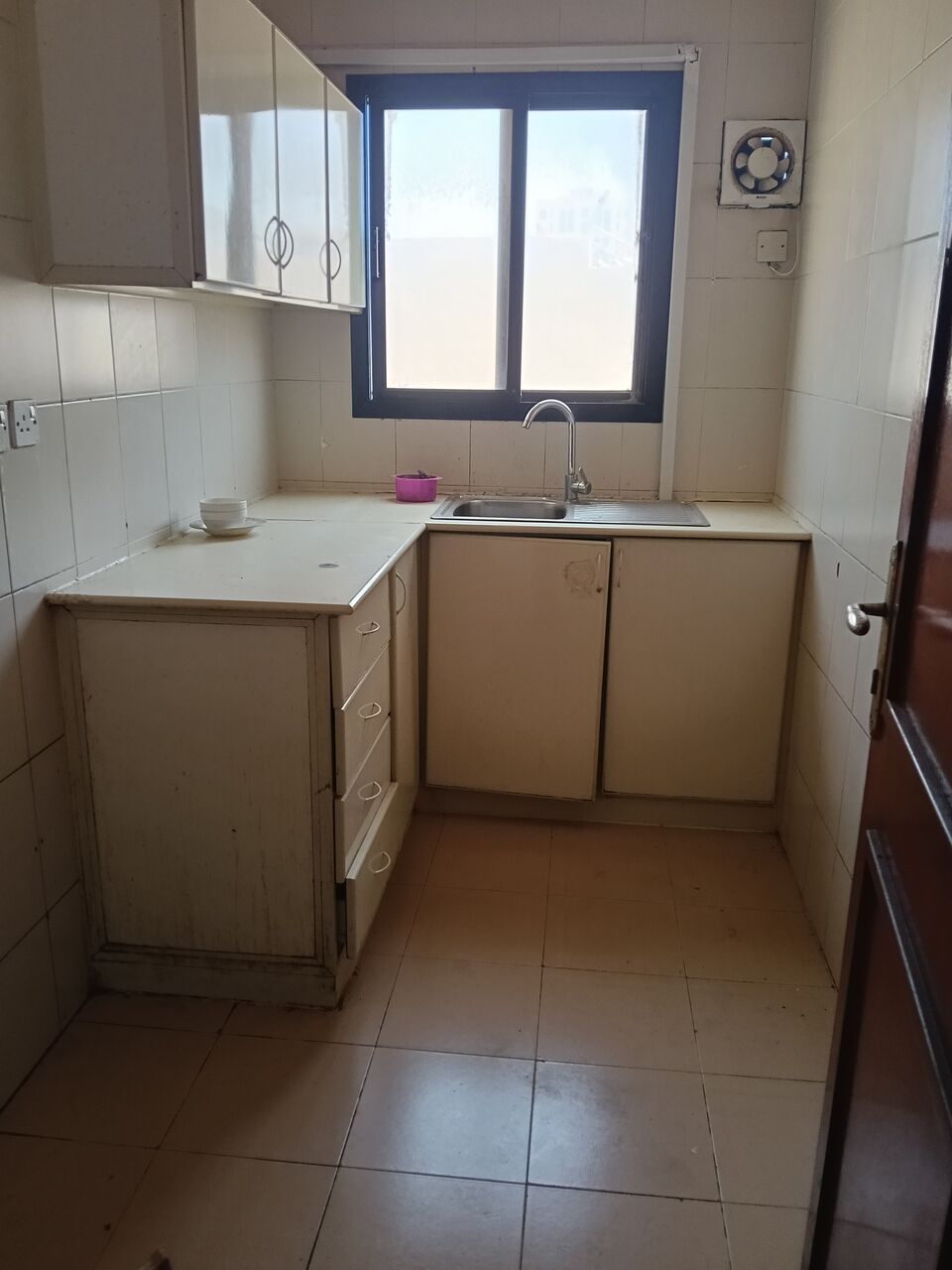 Hoora, Apartments, Flats, Houses & Villas, BHD 170/month,  2 BR,  2 Bedroom Unfurnished Flat For Rent Without Ewa