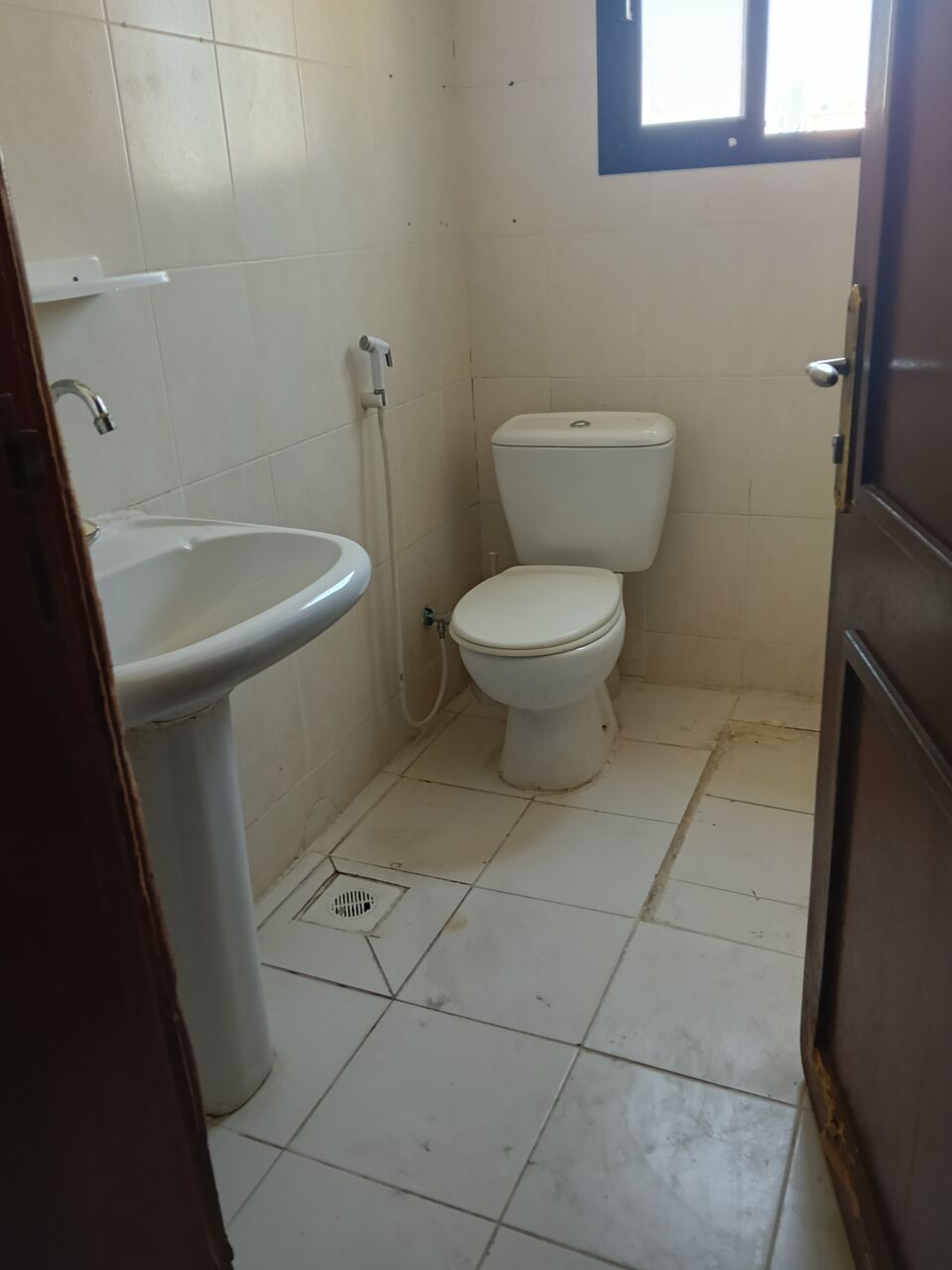 Hoora, Apartments, Flats, Houses & Villas, BHD 170/month,  2 BR,  2 Bedroom Unfurnished Flat For Rent Without Ewa