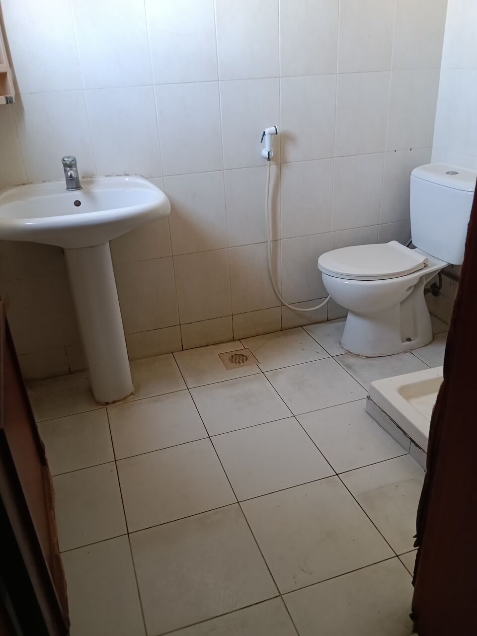 Hoora, Apartments, Flats, Houses & Villas, BHD 170/month,  2 BR,  2 Bedroom Unfurnished Flat For Rent Without Ewa