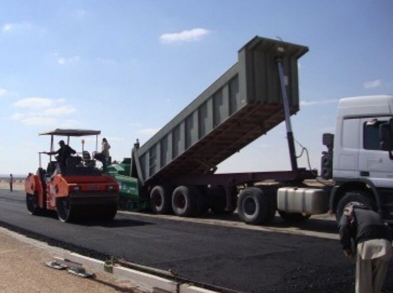 Abha, Job Seekers, Asphalt /trailer Road Construction Driver Available