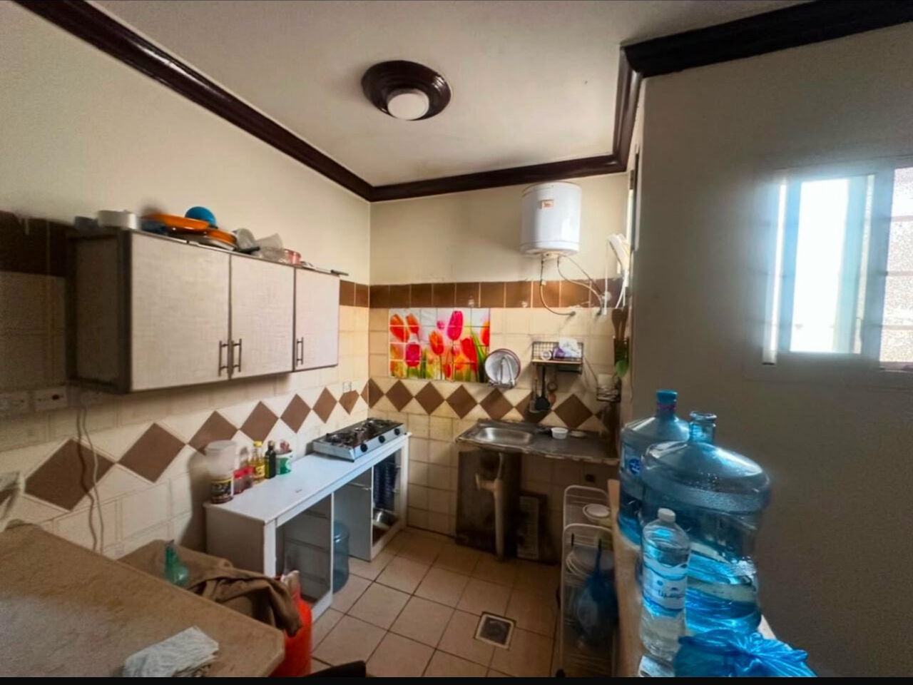 Riyadh, Appliances, SAR 6000,  Flat Sale With Saman .paid 3 Months Rent