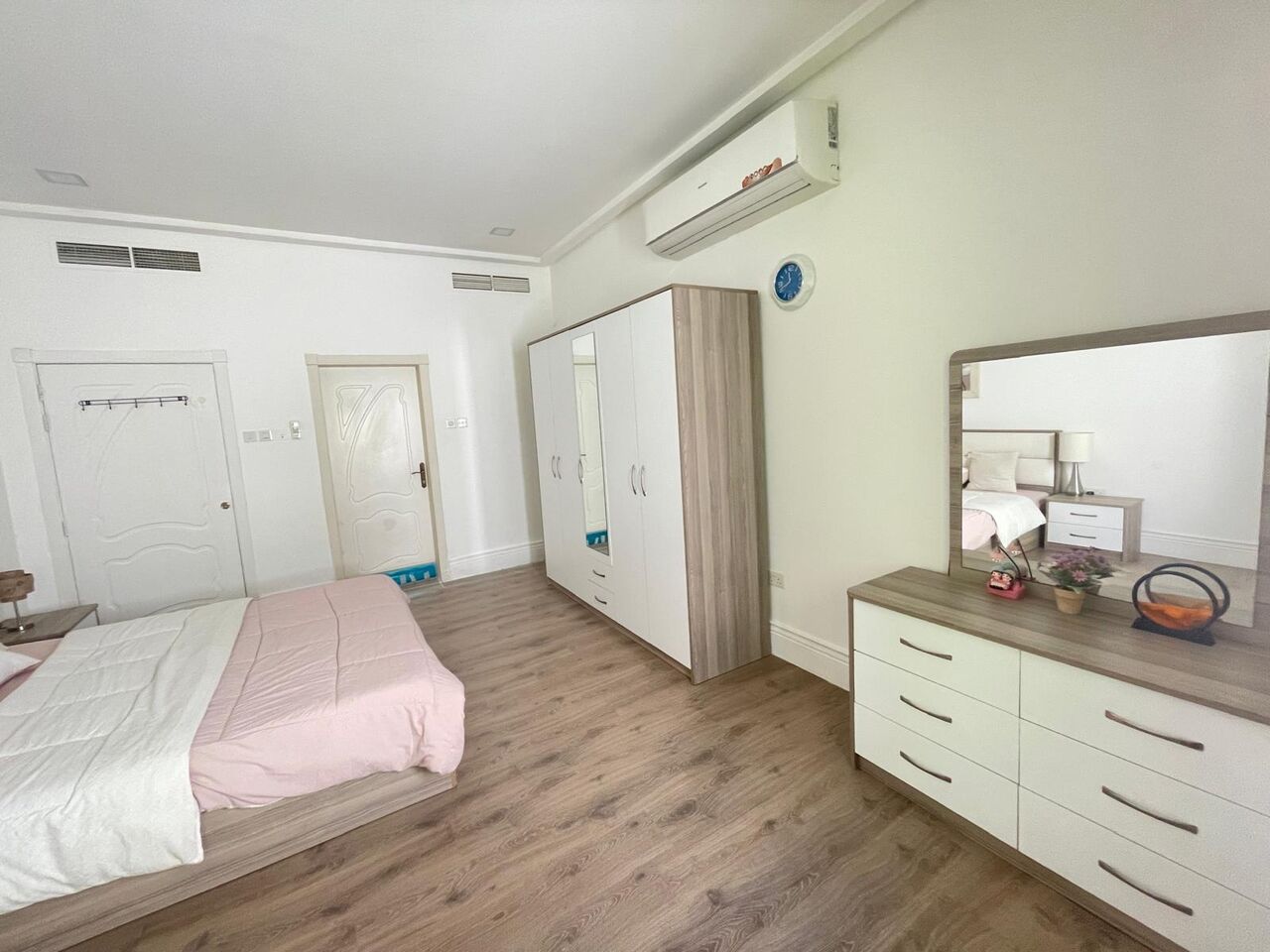 Segaya, Apartments, Flats, Houses & Villas, BHD 260/month,  1 BR,  1 Bedroom Fully Furnished With Ewa Unlimited In Segaya
