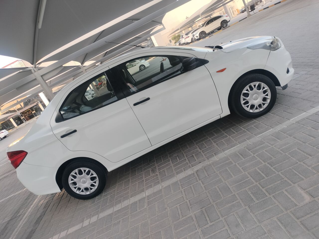 Manama, Vehicles, Cars & Trucks , Ford F,  2016,  Automatic,  96000 KM,    Igo