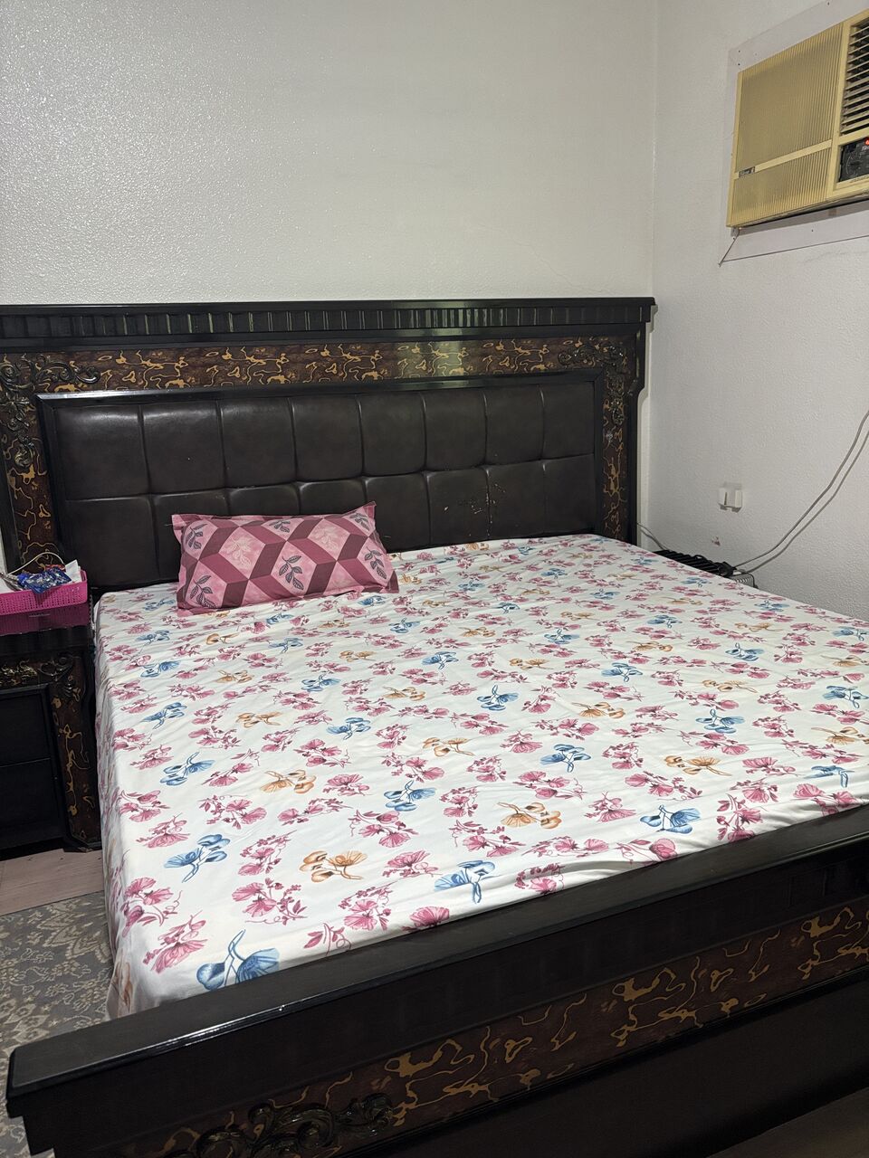 Riyadh, Furniture, SAR 800,  Complete Bedset For Sale