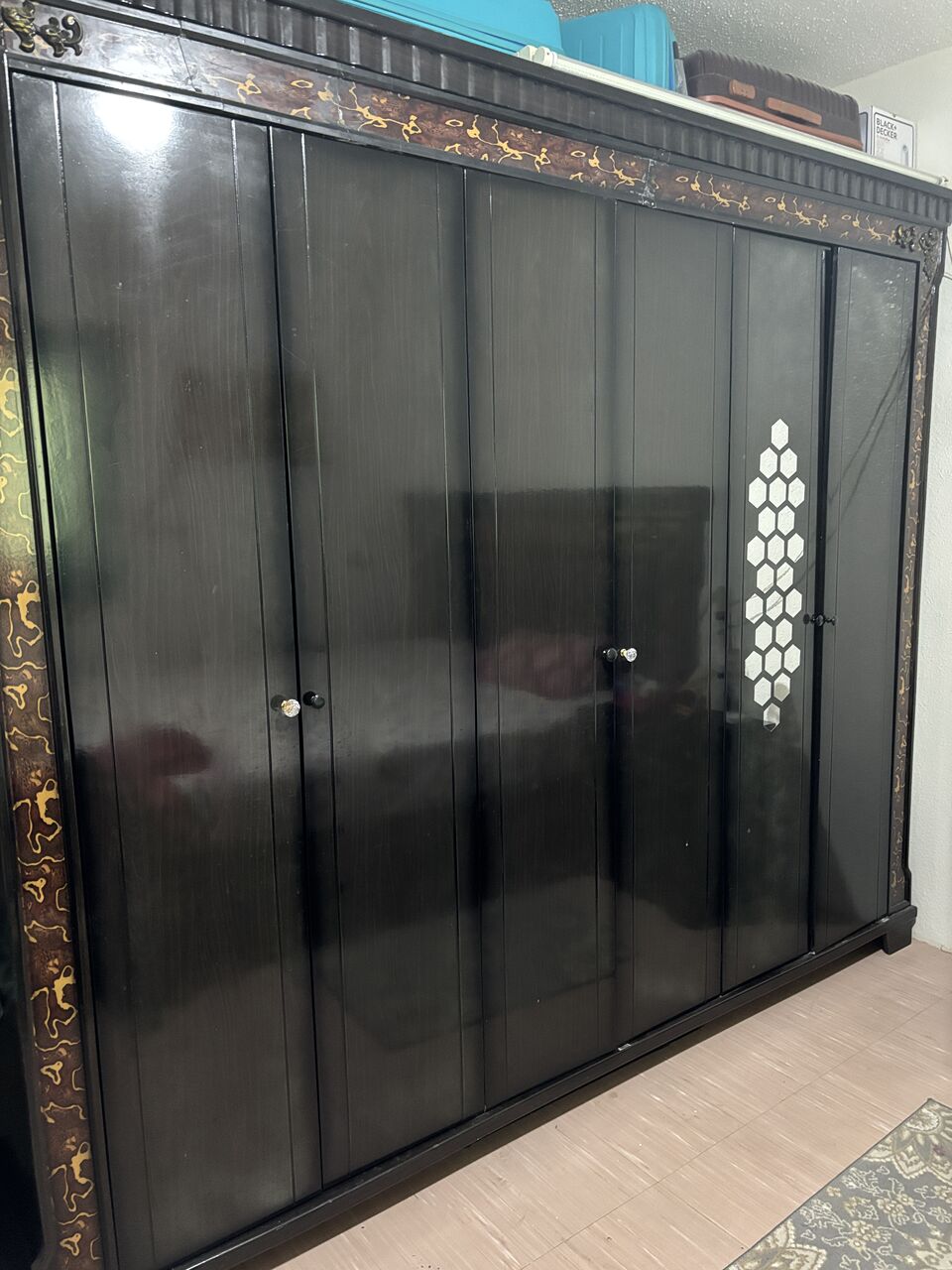 Riyadh, Furniture, SAR 800,  Complete Bedset For Sale