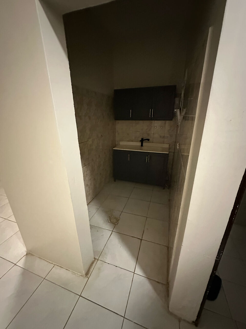 Dhahrat Laban, Apartments, Flats, Houses & Villas, 2 BR,  Transfer 2bhk Family Apartment