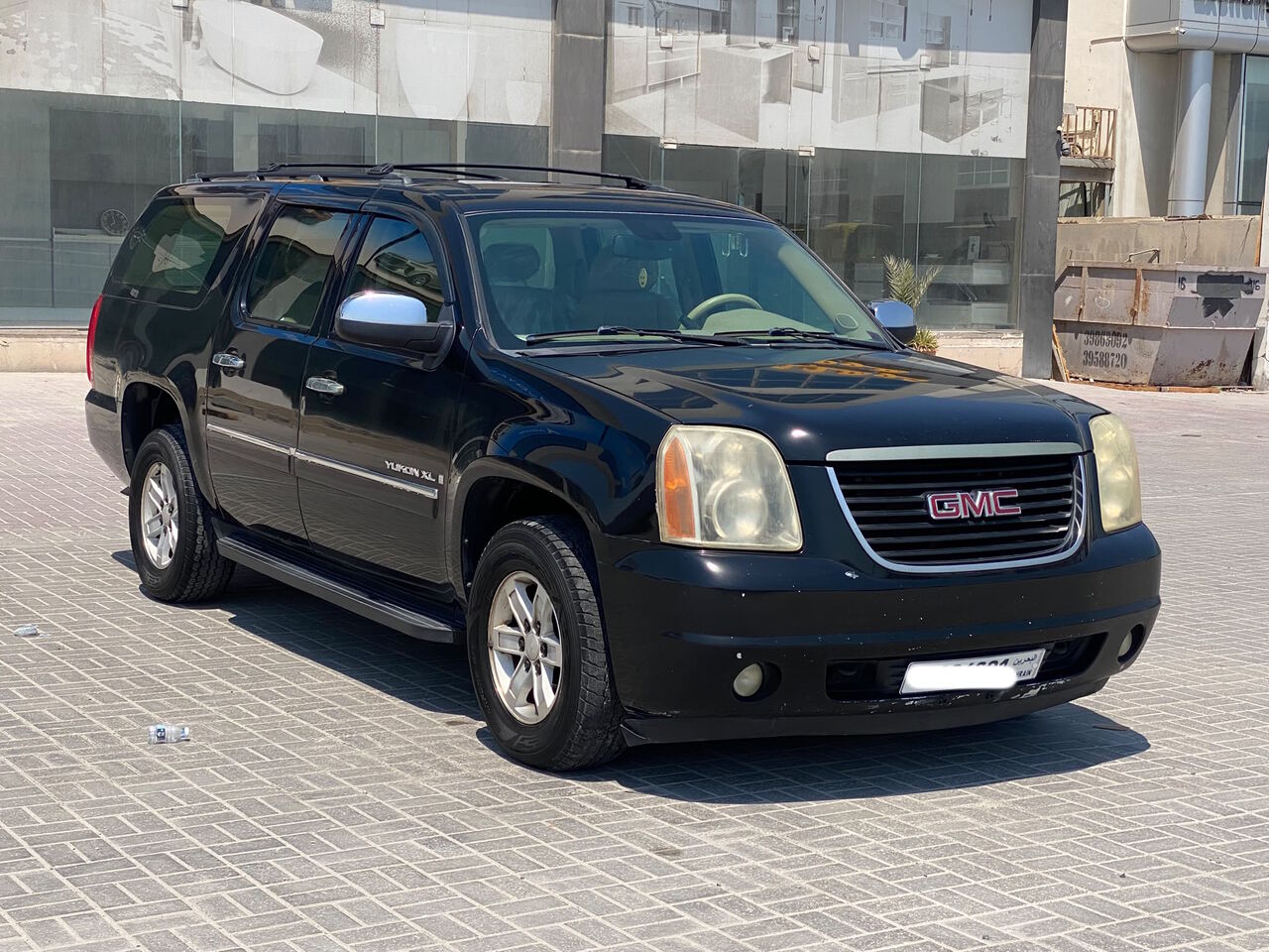 Manama, Vehicles, Cars & Trucks , BHD 3300,  GMC Yukon XL,  2009,  Automatic,  503300 KM,    (Black)