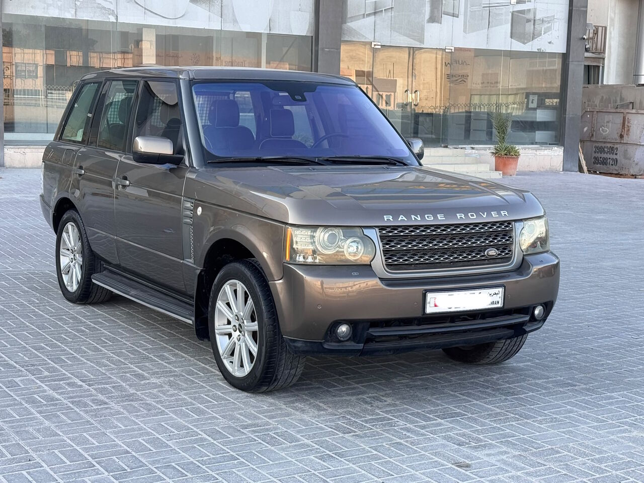 Manama, Vehicles, Cars & Trucks , BHD 2950,  Range Rover L322,  2011,  Automatic,  337150 KM,   /  (Brown)