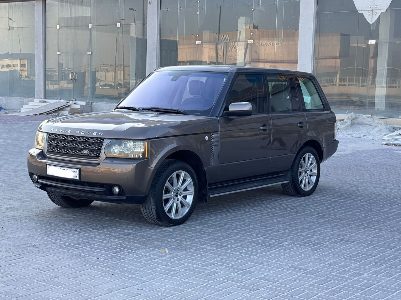 Manama, Vehicles, Cars & Trucks , BHD 2950,  Range Rover L322,  2011,  Automatic,  337150 KM,   /  (Brown)