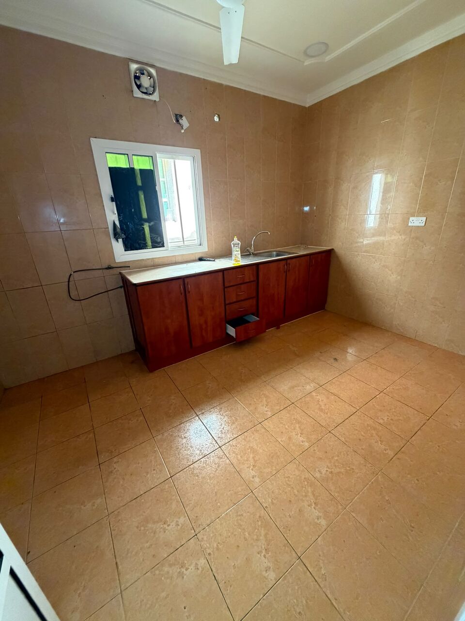 Kabul, Apartments, Flats, Houses & Villas, AFN 100/year,  100 Sq. Meter,  للإيجار شقة في عالي