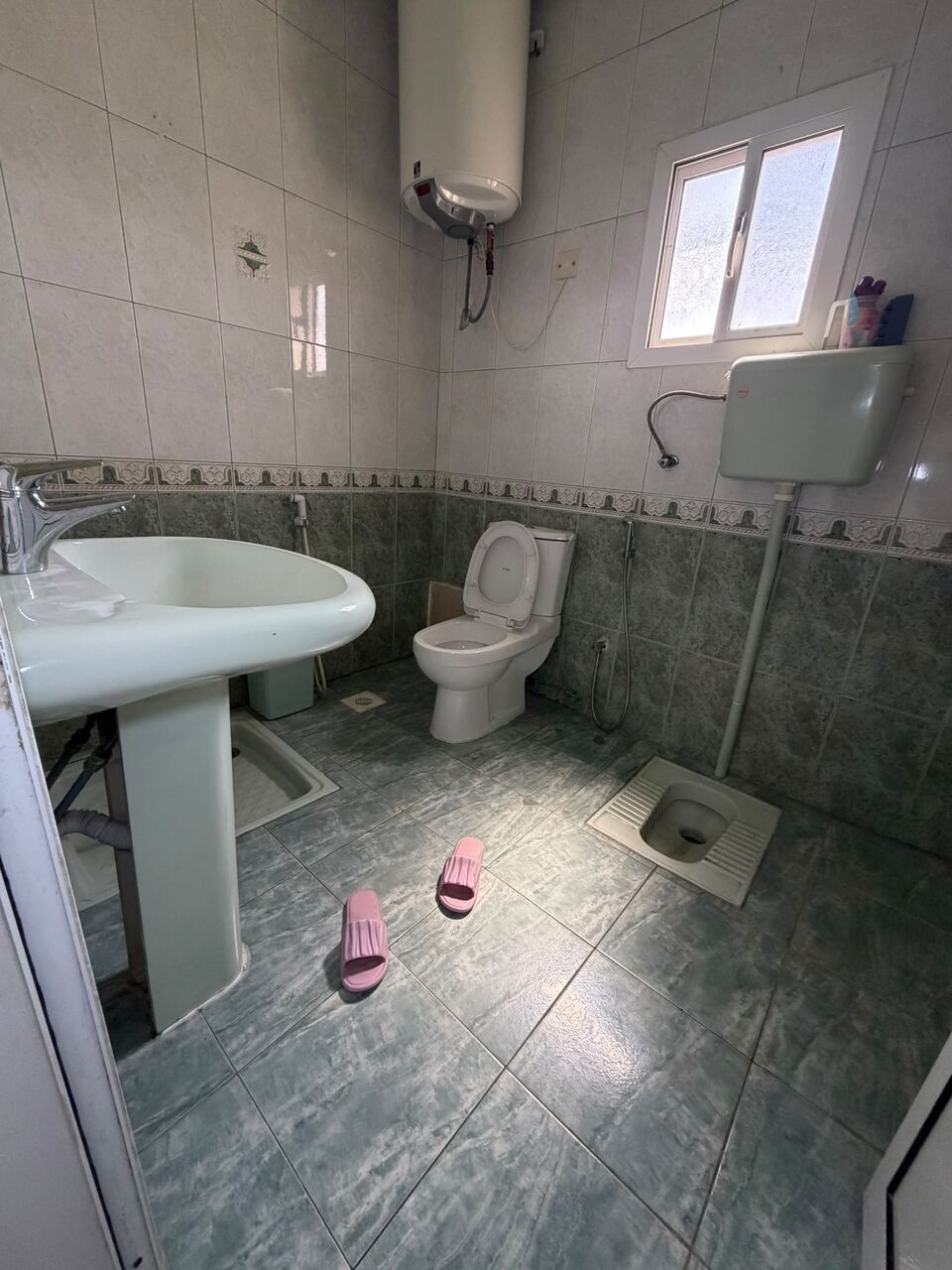 Kabul, Apartments, Flats, Houses & Villas, AFN 100/year,  100 Sq. Meter,  للإيجار شقة في عالي