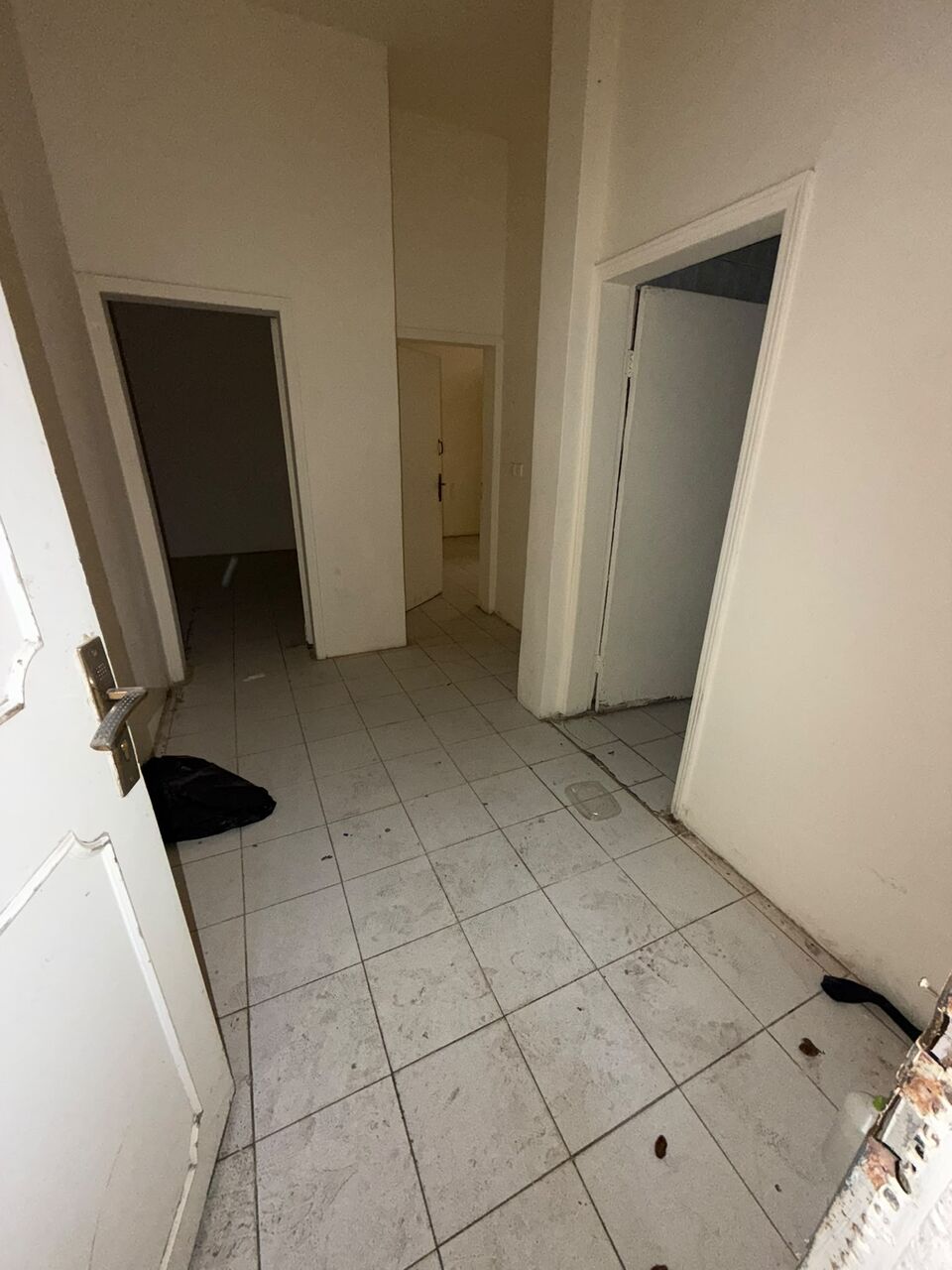 Kabul, Apartments, Flats, Houses & Villas, AFN 100/year,  100 Sq. Meter,  للإيجار شقة في وسط سوق المنامة